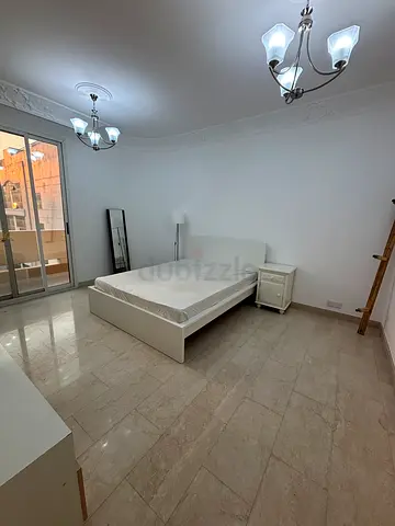 ROOM AVAILABLE NEAR AL RIGGA METRO