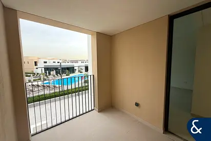 2 Pool Side | Best Location | 3 Large Bed