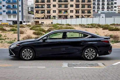صورة 5 لـ 2023 Lexus ES-SERIES