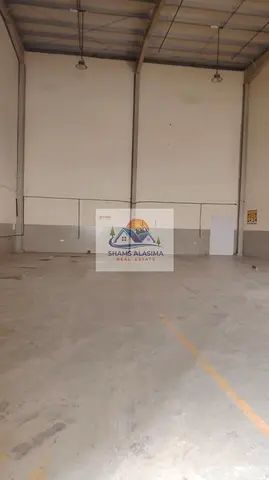 Warehouse for rent / Area 2410 / Electricity 22 kW