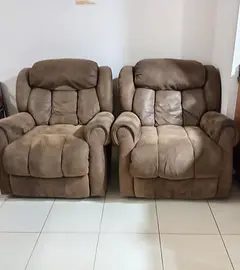 Bed space available in dubai investment park 2