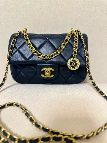 Classic Quilted Black Leather Chain Shoulder Bag (Gold Hardware)with coin charm