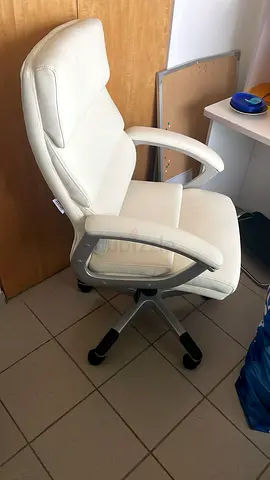 leather office chair