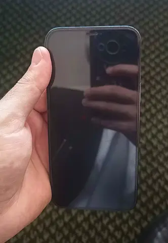 iPhone 12 pro Max (128gb) in excellent condition with cases