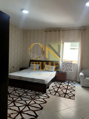 فرصة للايجار الشهري  منطقة النعيمية 2 عجمان  استوديو مفروش  موقع حيوي وقريب من جميع الخدمات  تكييف مركزي