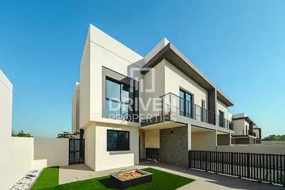 Brand New 4 Bedrooms Townhouse | Four Cheques