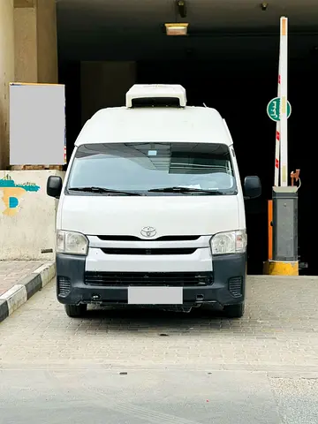 Toyota Hiace GLS 2020 - GCC Specs -single owner