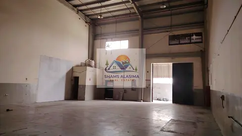 مستودع للإيجار /مساحه / 2410/ كهرباء / 22 كيلو واط