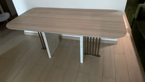 4-Seater Dining Table