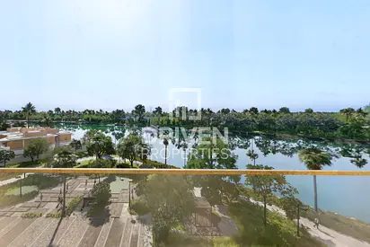 1BR Front Row Apartment Full Canal view | Onda