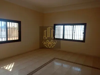 فيلا للبيع بالخزامية زاوية شارعين، 7 غرف ماستر + مجلس وصالة، ملحق 3 غرف، أرض 21,000 قدم، موقع مميز، السعر 4,000,000 درهم