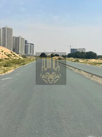 "قطعة أرض تجارية وسكنية للبيع – العليا، عجمان"
