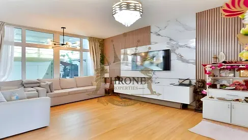 PRIME CORNER PLOT WITH L-SHAPED GARDEN