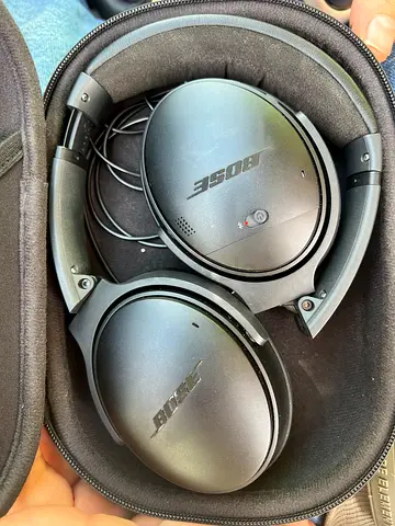 Bose headphone