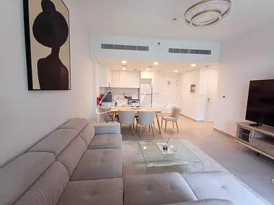 Elegant Furnishing | Spacious Layout | Bright