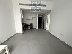 Spacious 1BHK | Pool Facing | Prime Location | Link 4