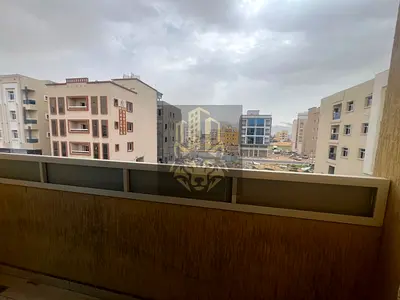 شقة غرفة وصالة للإيجار في العالية عجمان مساحة واسعة وبلكونة بسعر مميز