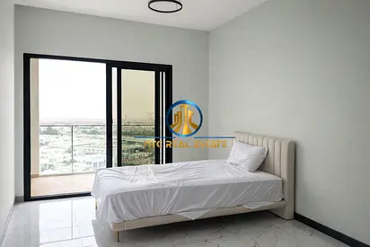 STUDIO FURNISHED | VACANT | BEST DEAL | PRIME LOCATION