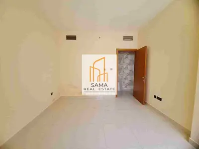2 BHK WITH 2 WASHROOM// PARKING// CENTRAL AC// NEW MUWIALLAH RENT 45K ONLY
