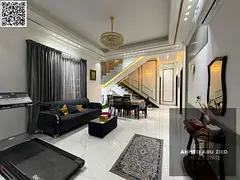 5 master bedrooms, large living room, majlis, 2 fully equipped kitchens, 6 bathrooms, maid's roo