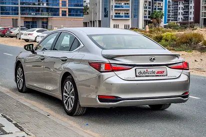 صورة 8 لـ 2023 Lexus ES-SERIES