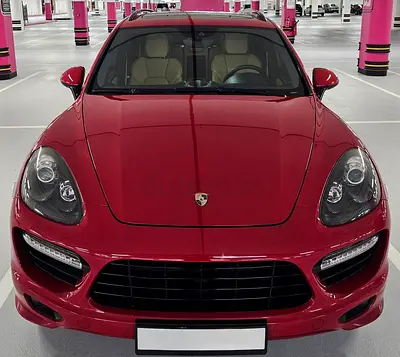 2014 GCC PORSCHE CAYENNE ( GTS ) ( PORSCHE FULL SERVICE HISTORY ) FULL CARBON FIBER IN VGC
