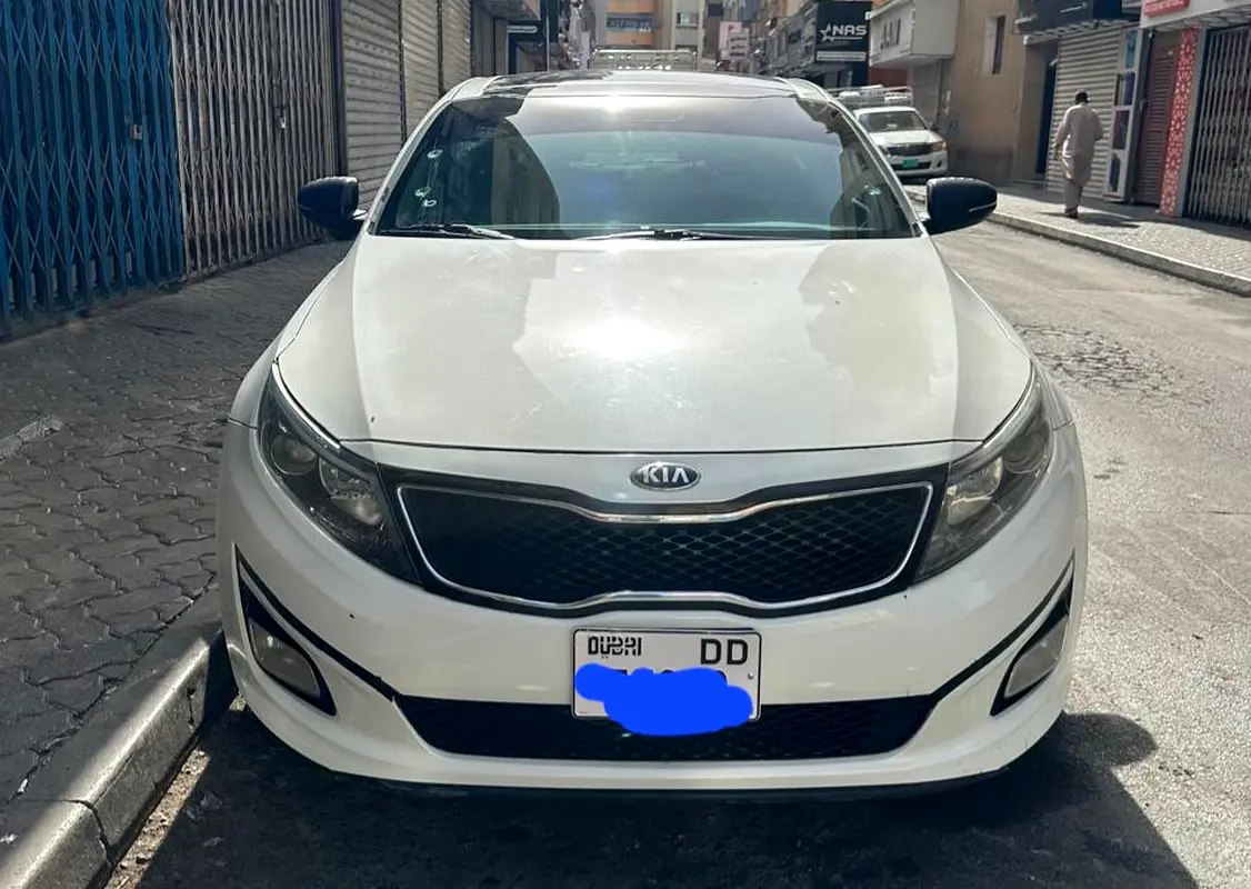 Kia Optima 2015 — photo 1 of 13
