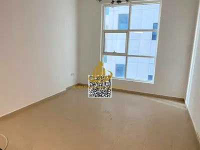 غرفة وصالة للإيجار في سيتي تاور | إطلالة جاردن | باركن شامل | 2 حمام | 30,000 درهم