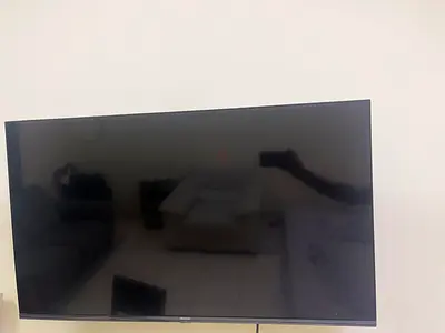 43-inch Hisense Smart LED TV - Good Condition