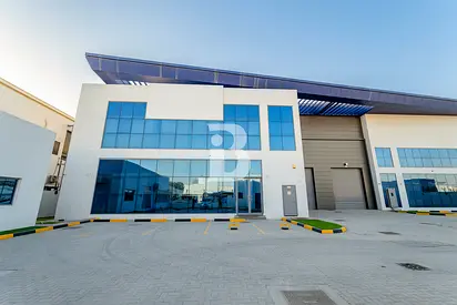 High-Spec Industrial Asset | DIP First