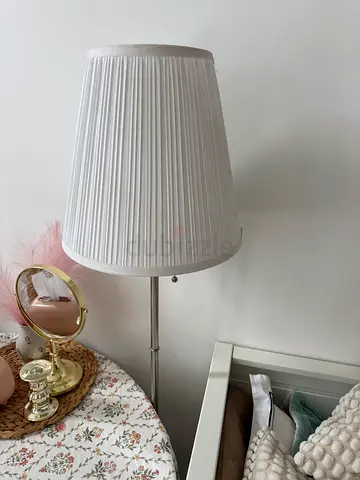 Floor lapm ikea Arstid