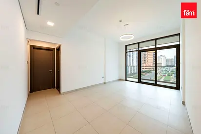 1 Spacious Bedroom With Balcony In Hall |Brand New