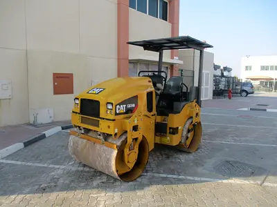 CATERPILLAR CB34B TANDEM VIBRATORY ROLLER 2021