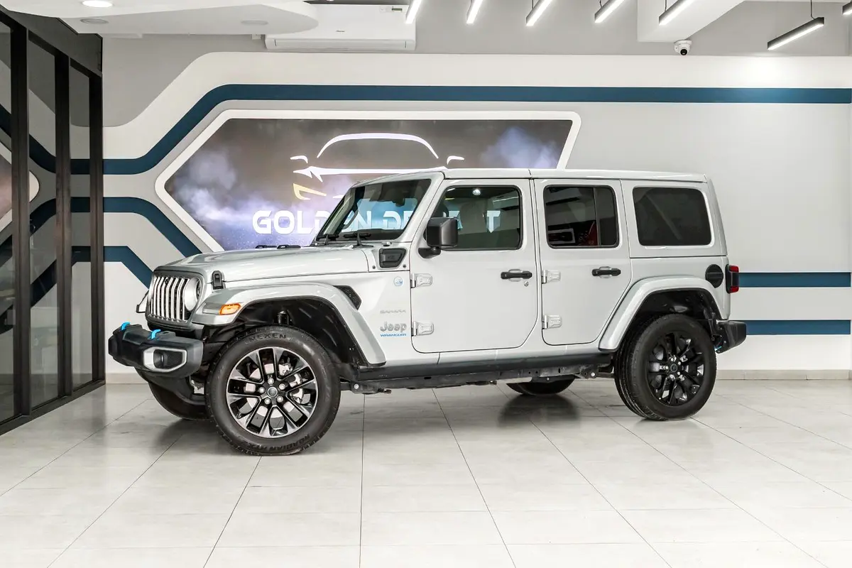 Jeep Wrangler 4xe 2024 — photo 1 of 12
