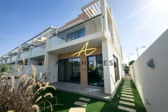 Single Row | Vacant | True Corner