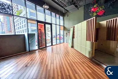 Prime Location | Fitted Retail Unit | Vacant