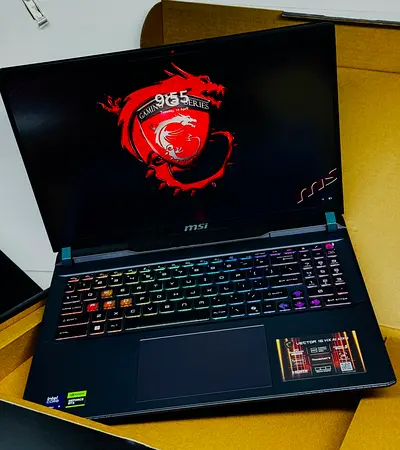 MSI Vector 16 240Hz, Intel Ultra 9 275HX, 40GB RAM, 2TB SSD, NVIDIA GeForce RTX 5080 GPU,