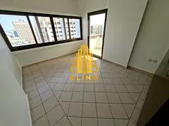 Splendid 3BHK With Balcony &amp; Closed Kitchen