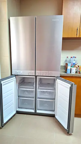 ARISTON 4 door fridge and freezer latest model and neat and clean good condition
