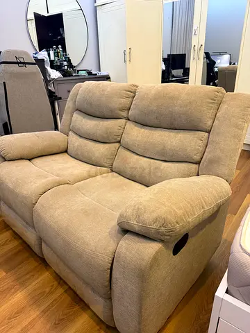 Comfortable Reclining Sectional Sofa