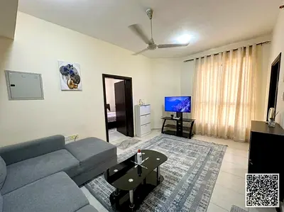 لراغبي الفخامة والتميز شقة فاخرة للايجار الشهري غرفة وصالة باطلالة مفتوحة مفروشة بالكامل باثاث راق جدا مع مطبخ مجهز بالكامل بأحدث الاجهزة ✨