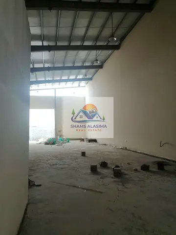 مستودع للإيجار /مساحه / 2700 / كهرباء / 25 كيلو واط