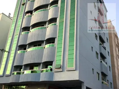 فرصة نادرة لا تُكرر – بناية استثمارية بعائد 650 ألف سنويًا في قلب النعيمية 2 للبيع المباشر