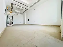 A unique opportunity to own a spacious townhouse with a practical design and excellent location