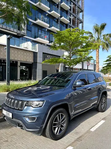 LIKE NEW, ZERO ACCIDENTS, ZERO PAINT, LOW MILEAGE  DEALER SERVICE CONTRACT. A RARE FIND CAR !!