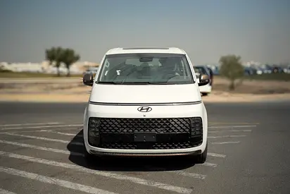 Hyundai Staria Royal Plus 3.5L – Model 2026 – 7 Seater – GCC Specs