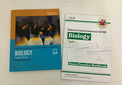 IGCSE Edexcel 9–1 Books (Brand New Condition)