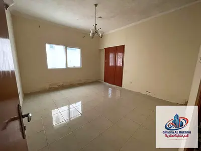 1 Bedroom and Living Room with an excellent size – Central air conditioning – Central gas – Parking available – Next to the mosque – Easy access to Du