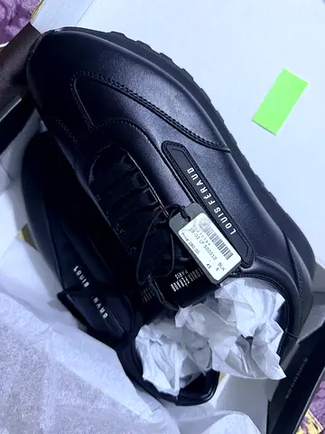 Louis feraud Paris snkrs