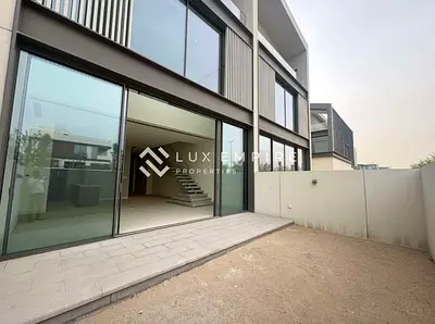 Modern Townhouse for Rent: Family friendly community, prime location and Ready to Move in